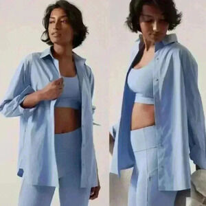 NEW Women’s Athleta Oversized Performance Poplin Top, Heron Blue - Size Large